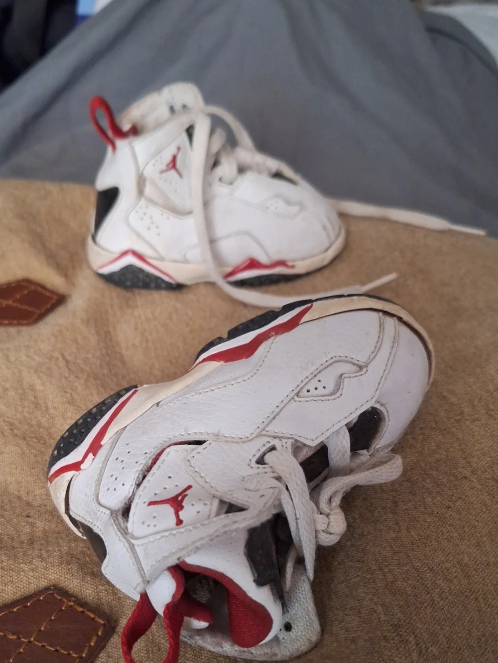 Jordan Toddler White and Red Leather Sneakers